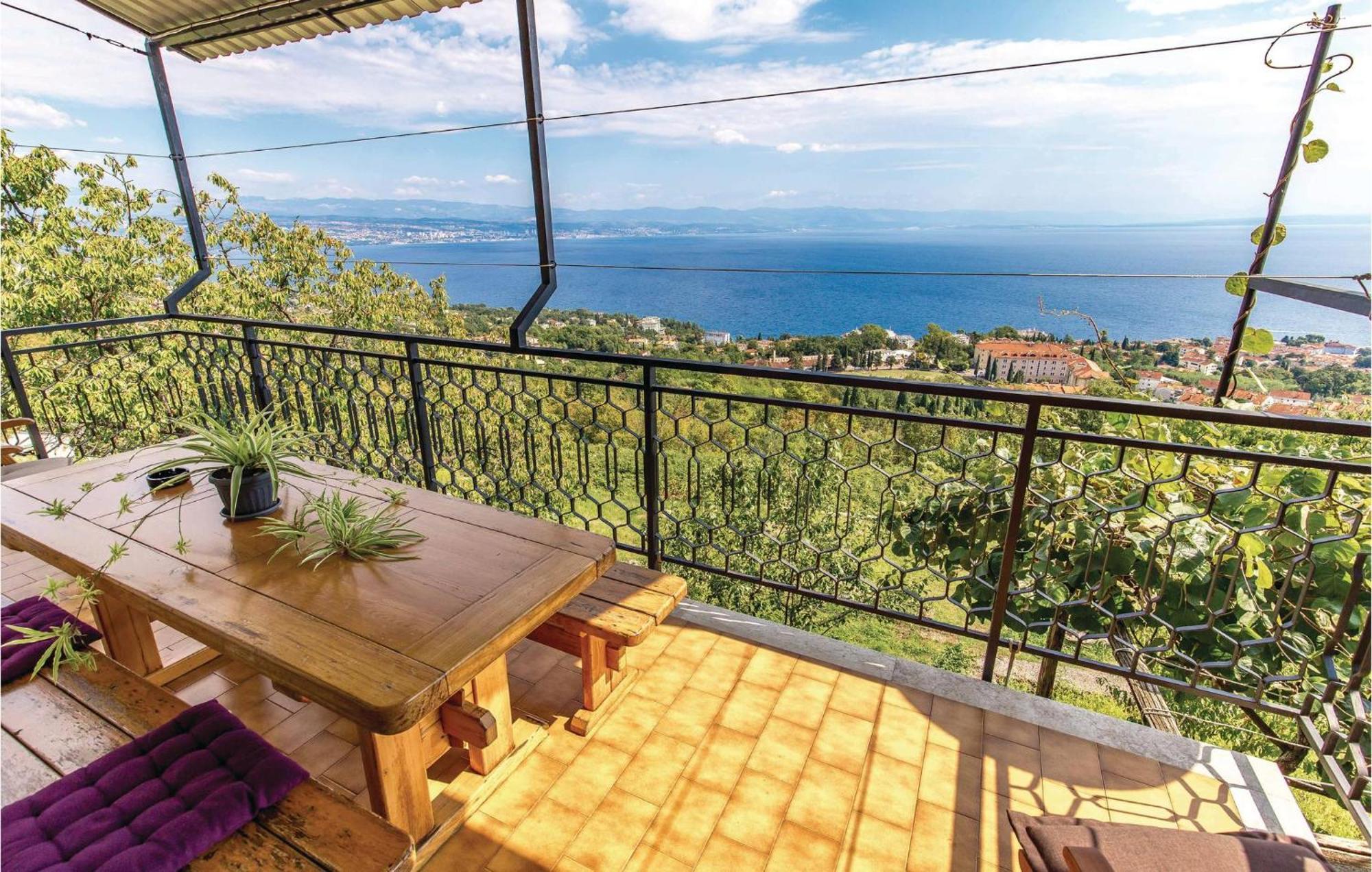 Nice Apartment In Lovran With Kitchen Экстерьер фото