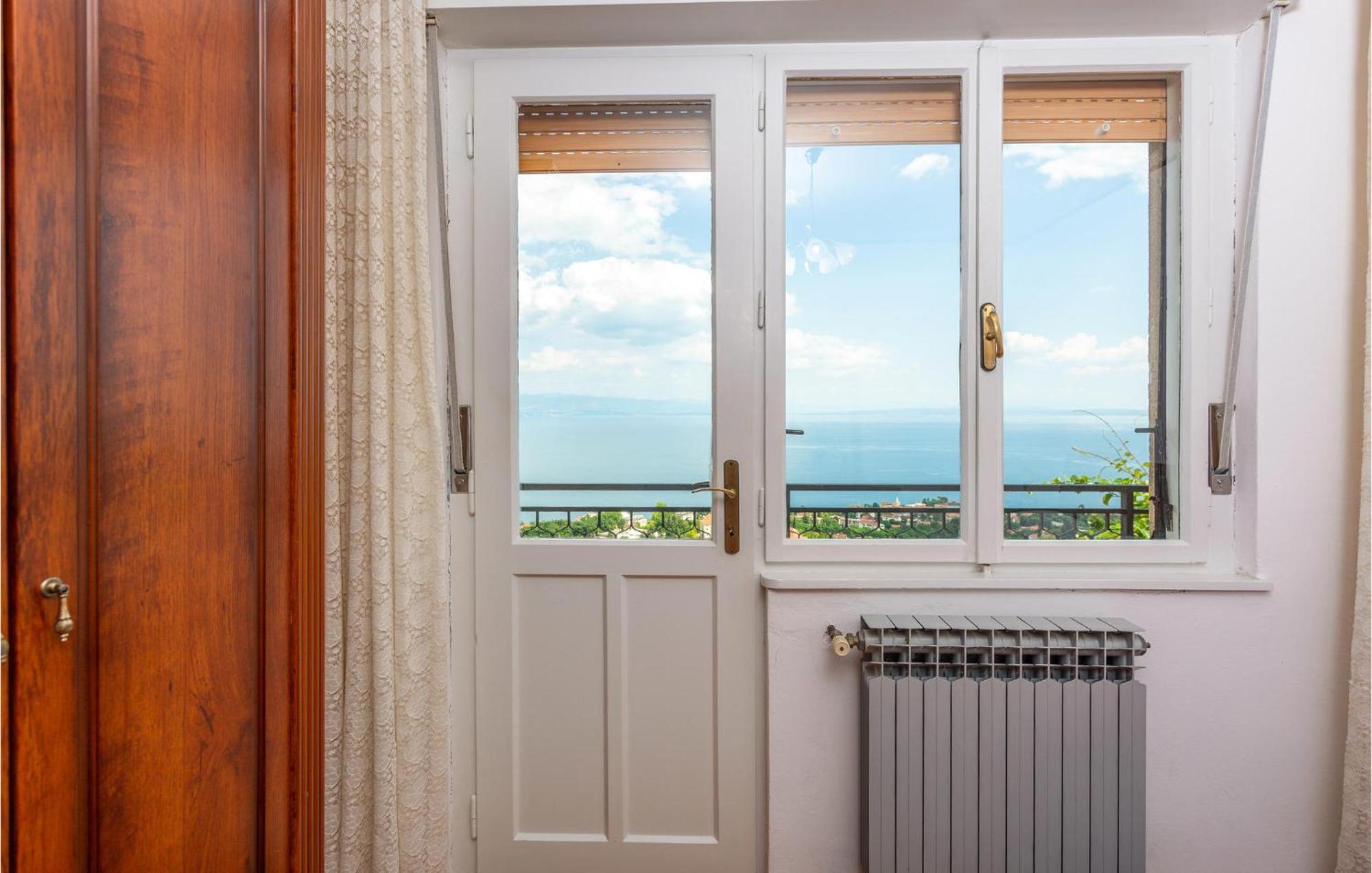 Nice Apartment In Lovran With Kitchen Экстерьер фото